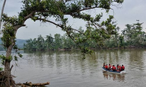 Navegando El Toa – Bootsfahrt auf dem Río Toa